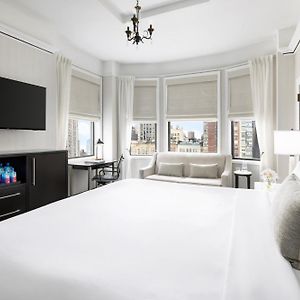 Deluxe King Room Sofa Bed